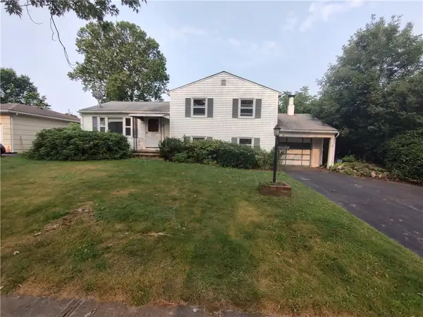 35 Caren Drive, Rochester, NY 14622