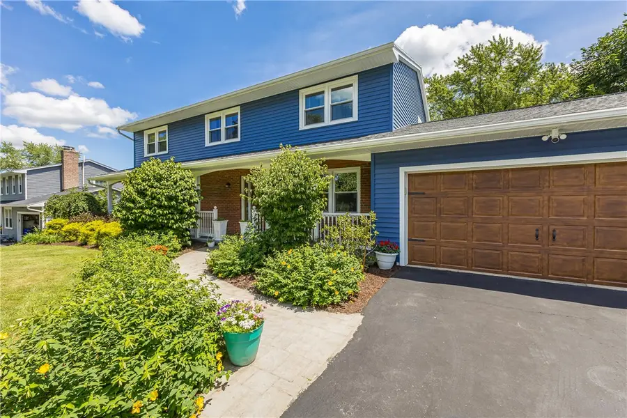 18 Waterford Way, Fairport, NY 14450 - #2
