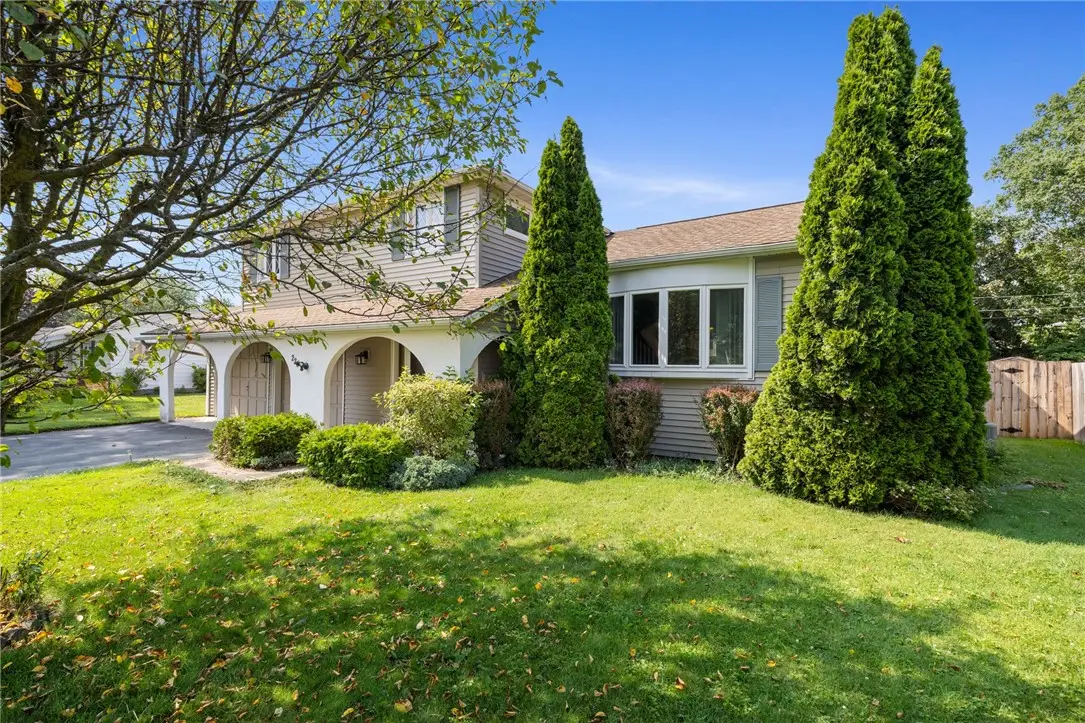225 Sandoris Circle, Rochester, NY 14622 - #1