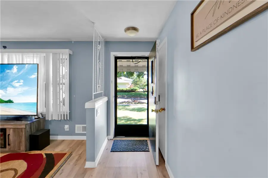 163 Fleetwood Drive, Rochester, NY 14609 - #3