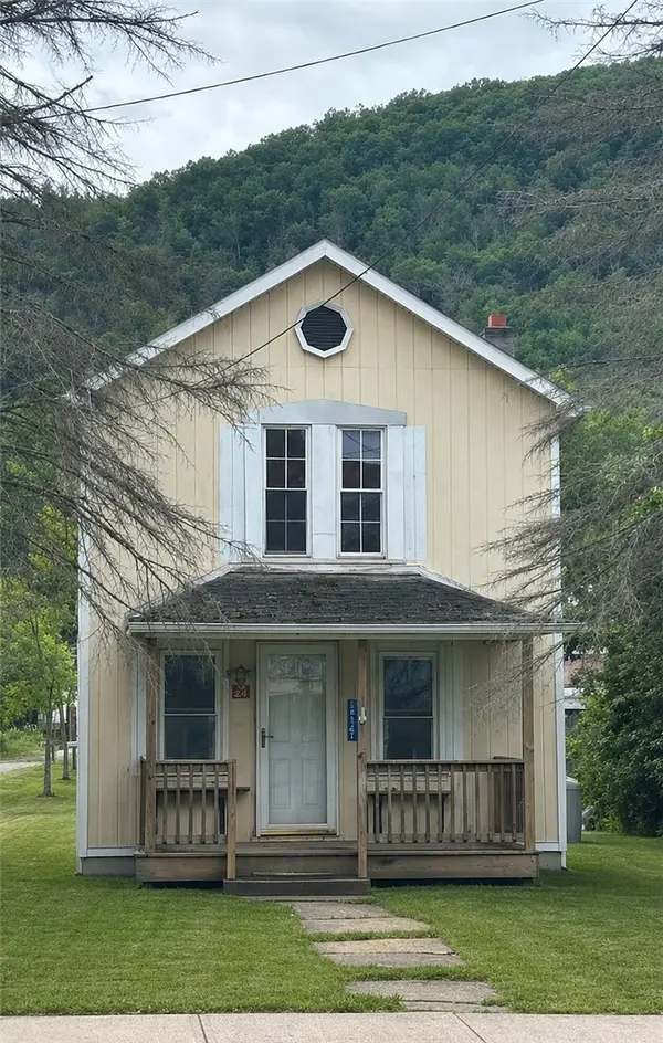 14567 Main Street, Prattsville, NY 12468