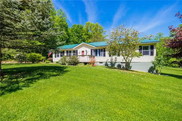 9525 Lummisville Road, Wolcott, NY 14590