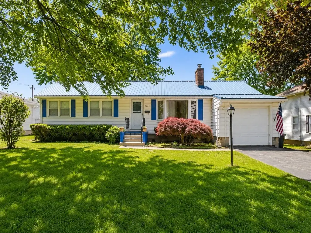 1002 Gwinn Street, Medina, NY 14103 - #1