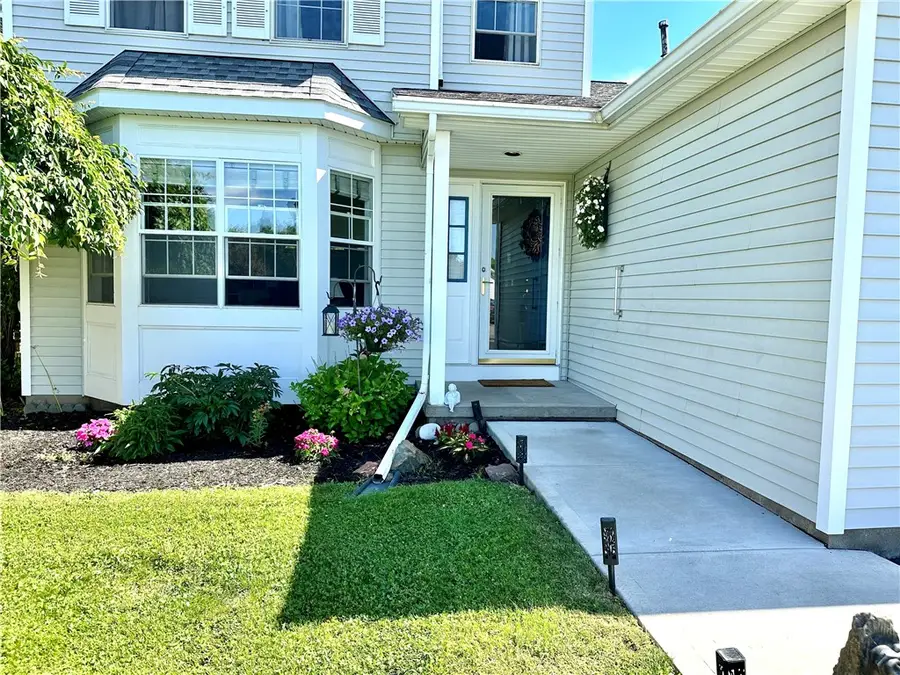 34 Hale Circle, Rochester, NY 14612 - #2