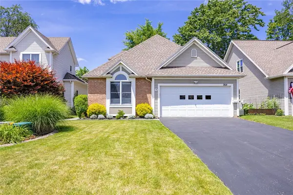 764 Bel Arbor, Webster, NY 14580