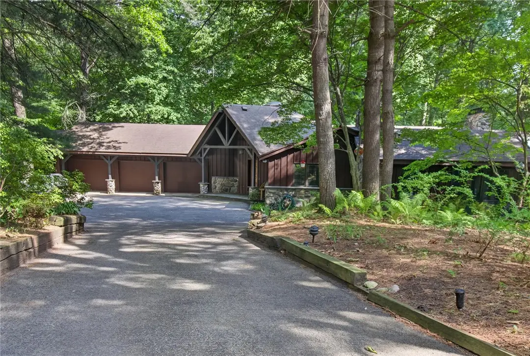 150 Park Road, Pittsford, NY 14534 - #1