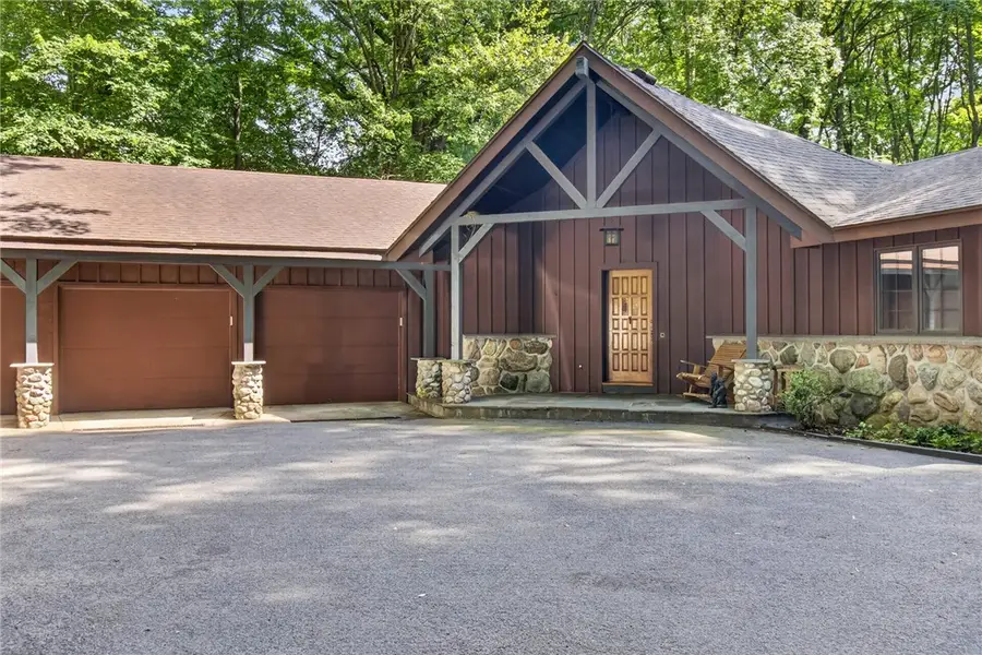150 Park Road, Pittsford, NY 14534 - #2