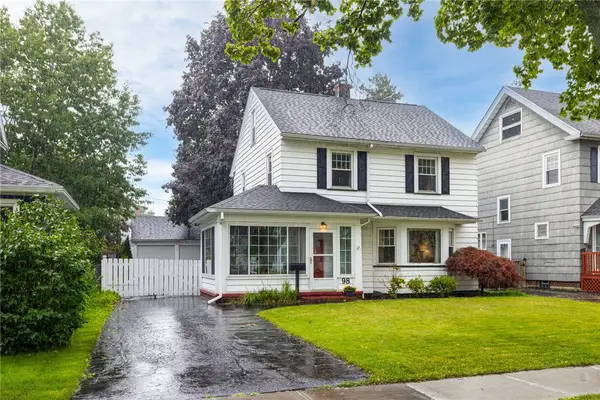 98 Wimbledon Road, Rochester, NY 14617
