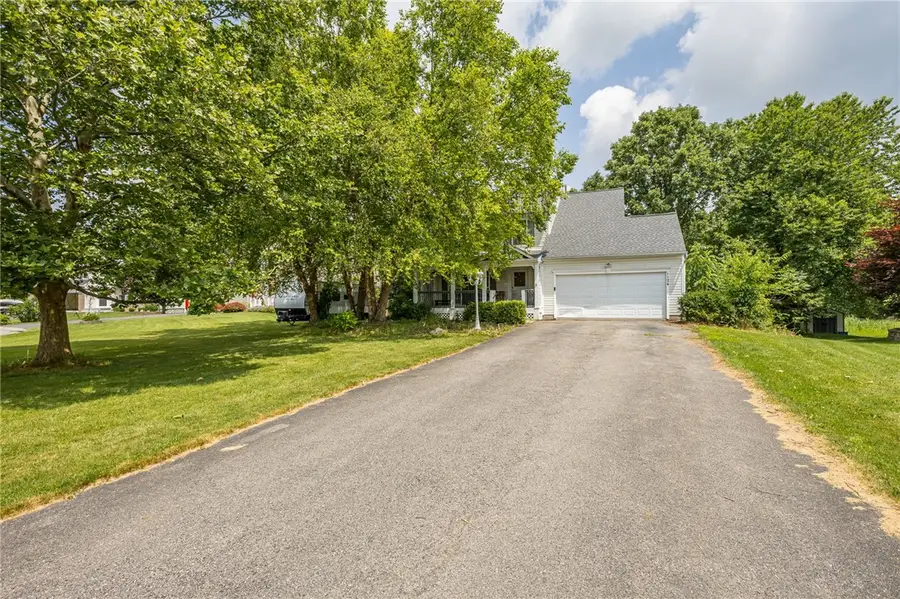 1124 Belmont Drive, Farmington, NY 14425 - #2