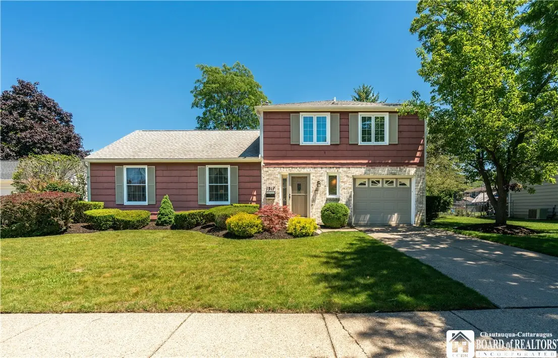 1317 Cambridge Avenue, North Tonawanda, NY 14120 - #1
