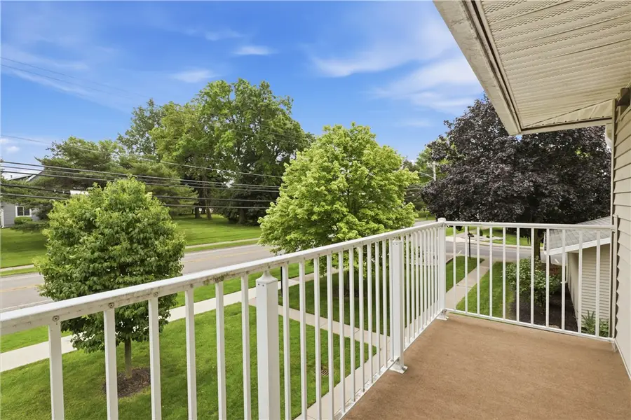 409 Eastbrooke Lane, Rochester, NY 14618 - #3