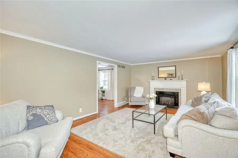 111 Knickerbocker Road, Pittsford, NY 14534 - #2