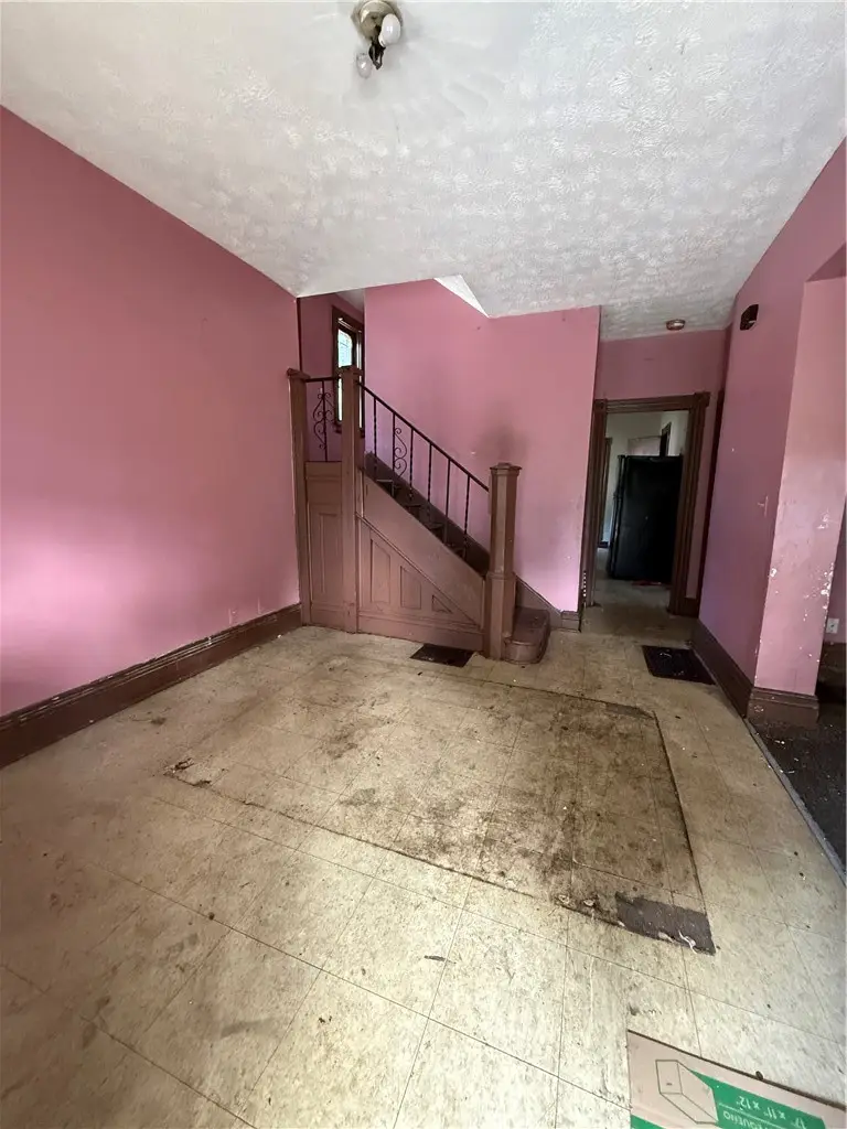 26 Lloyd Street, Rochester, NY 14611 - #2