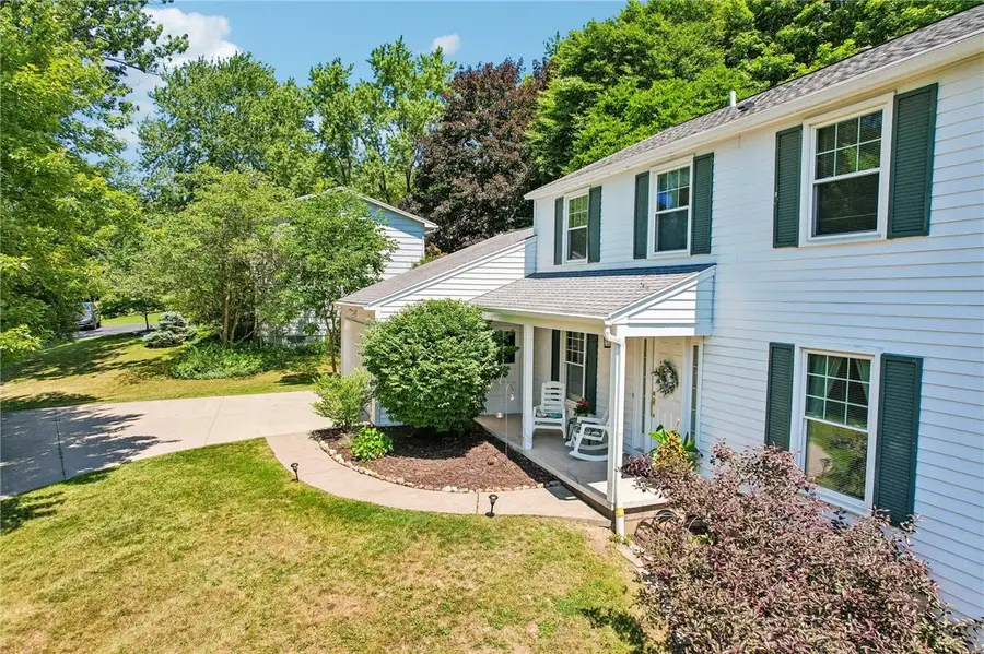 56 Shagbark Way, Fairport, NY 14450 - #2