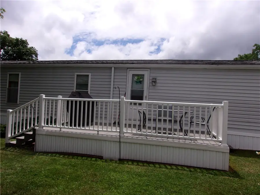 94 Lakeview Dr., Honeoye, NY 14471 - #3