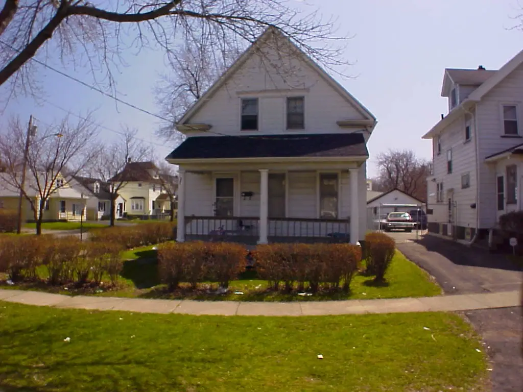 385 Fernwood Avenue, Rochester, NY 14609 - #1