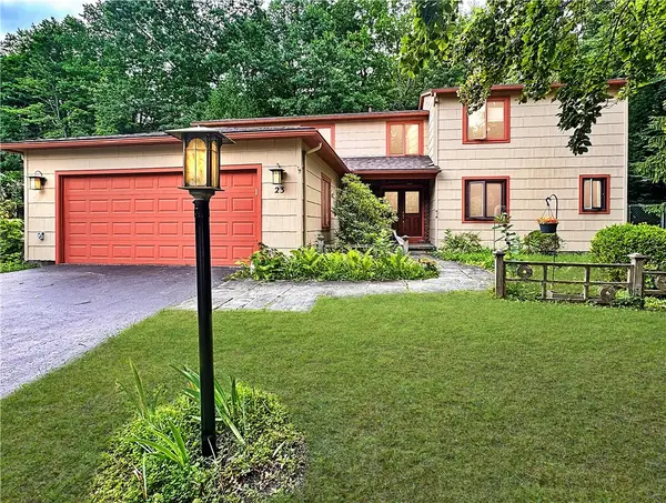 23 Northfield, Pittsford, NY 14534