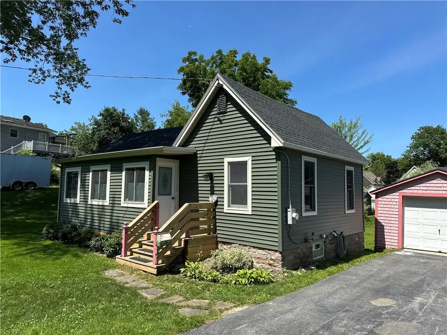 35 Bolton Avenue, Alexandria Bay, NY 13607 - #2