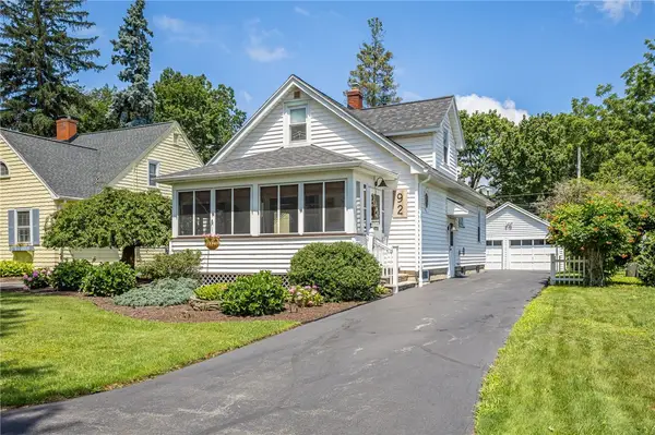 92 Orchard Drive, Rochester, NY 14618