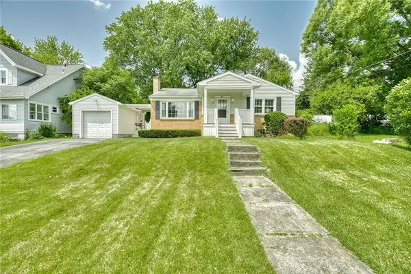 83 Garden Drive, Rochester, NY 14609