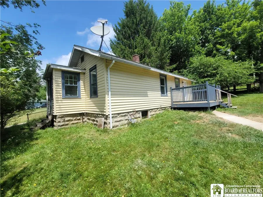 131 Elam Avenue, Jamestown, NY 14701 - #2