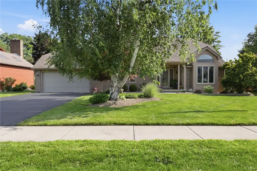 176 Wood Run, Rochester, NY 14612 - #2