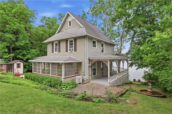 14051 Keuka Village Rd, Hammondsport, NY 14841