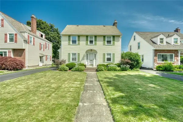 136 Hoover Road, Rochester, NY 14617