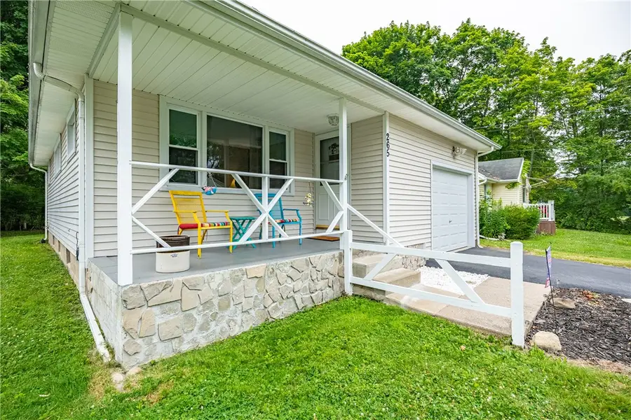 265 River Meadow Drive, Rochester, NY 14623 - #2