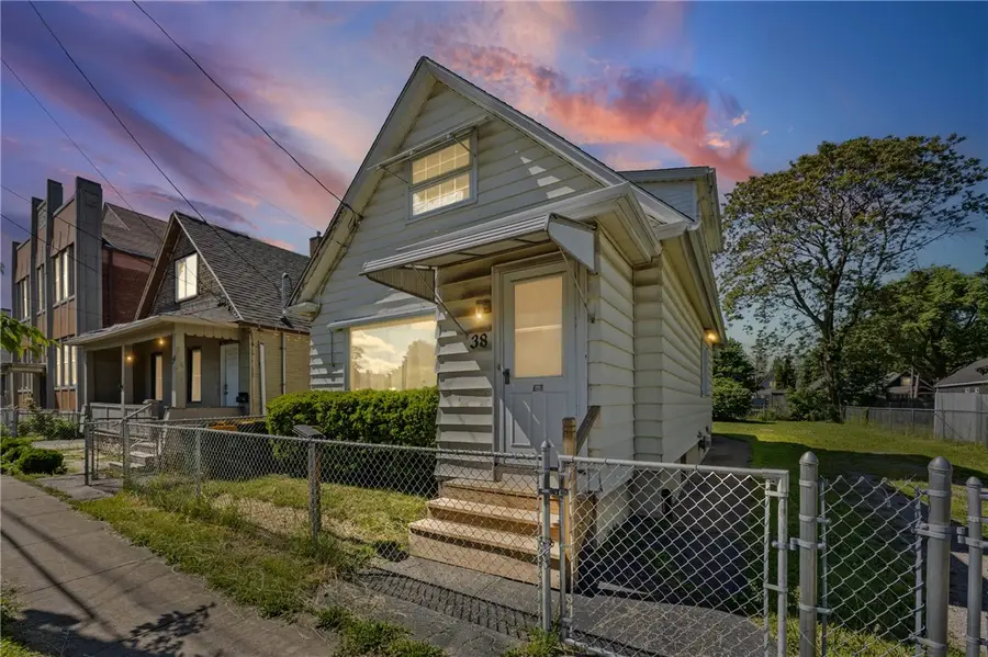 38 Sobieski Street, Rochester, NY 14621 - #2