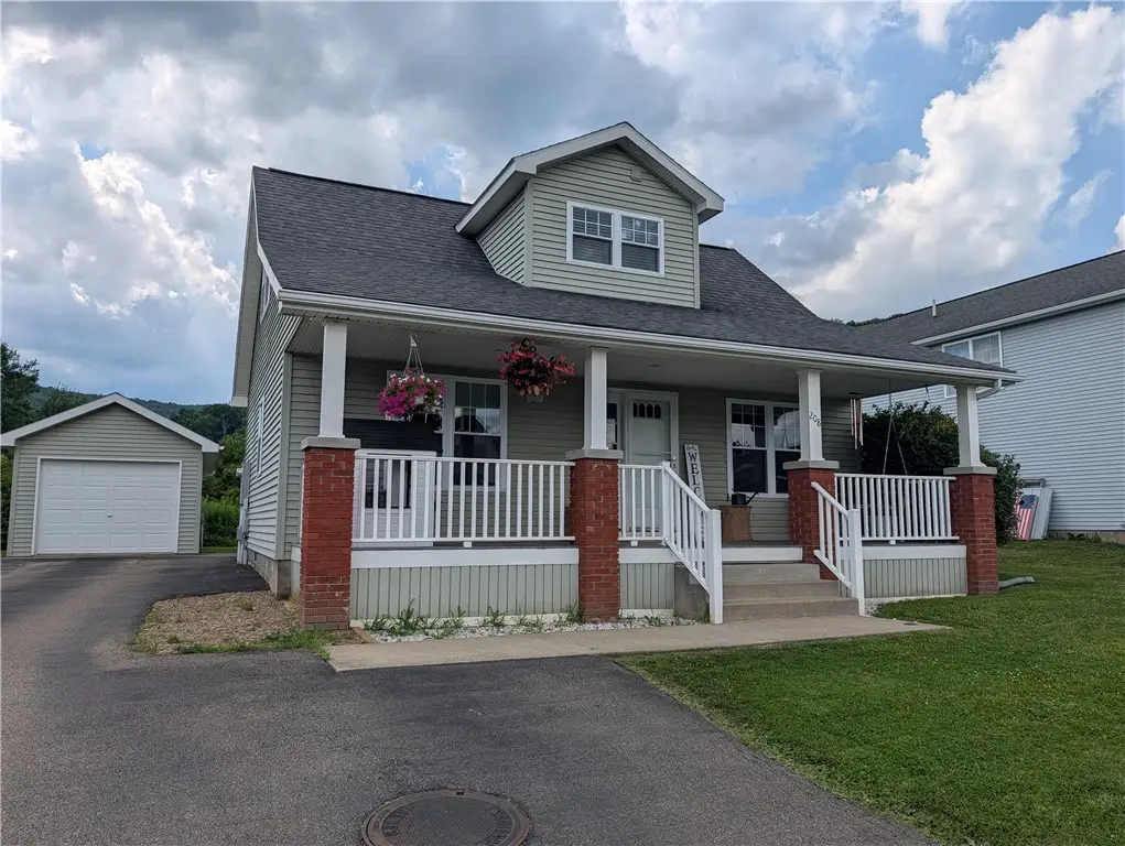 208 N Onofrio Street, Bradford, PA 16701 - #1