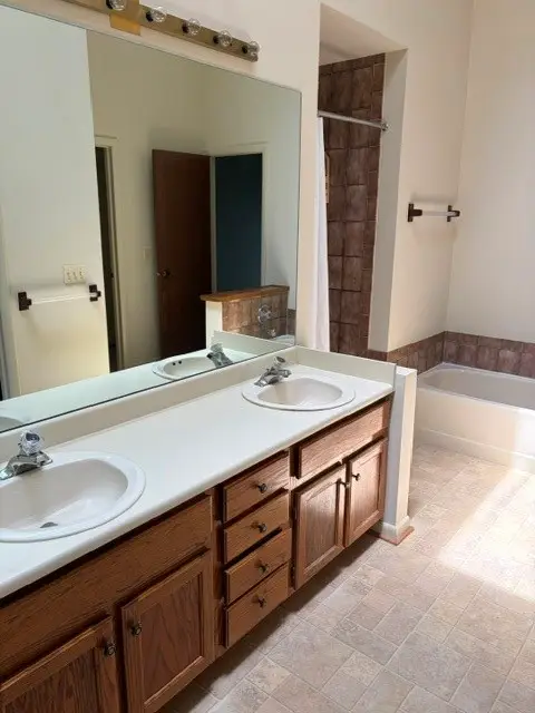 11 Markay Court, Rochester, NY 14618 - #2