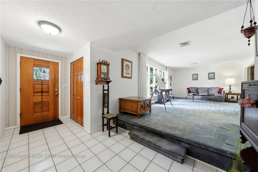 527 Seabrook Drive, Buffalo, NY 14221 - #3