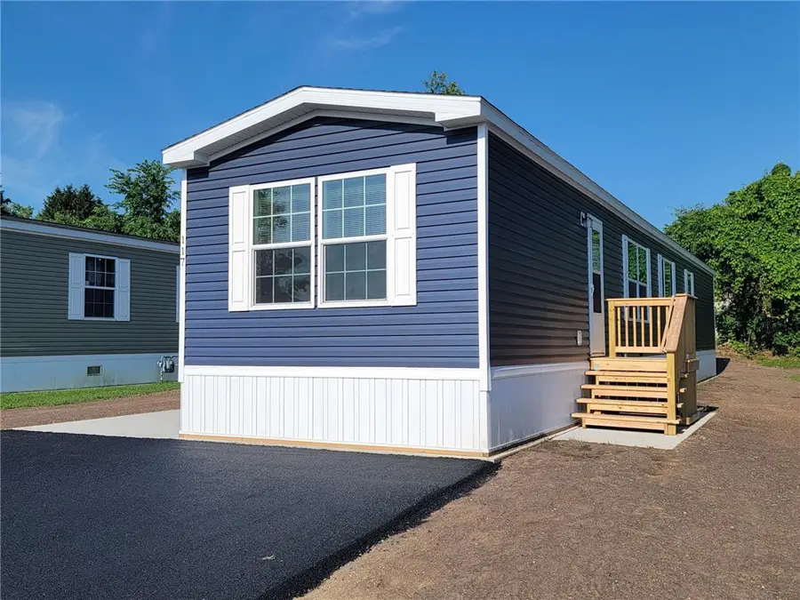 117 Oakleaf Drive, Weedsport, NY 13166 - #2