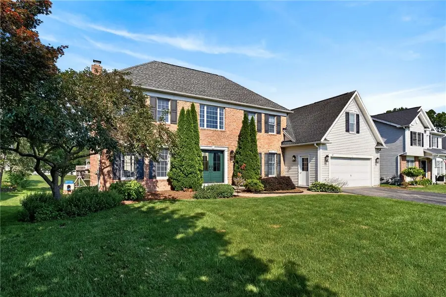 42 Saint Andrews Blvd, Fairport, NY 14450 - #2