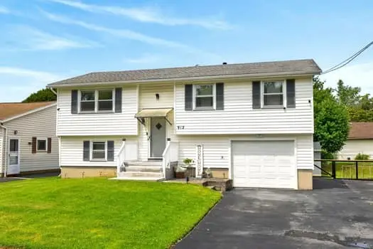 912 Trolley Boulevard, Rochester, NY 14606 - #2