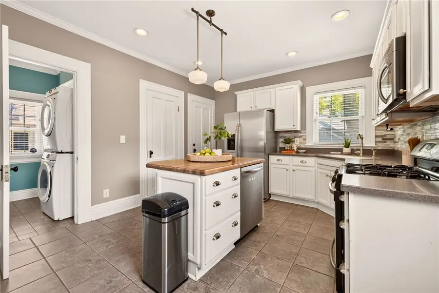 12 Whitmore Street, Rochester, NY 14620 - #3