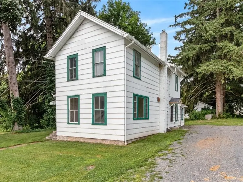 20 S Wayne Street, Phelps, NY 14532 - #3