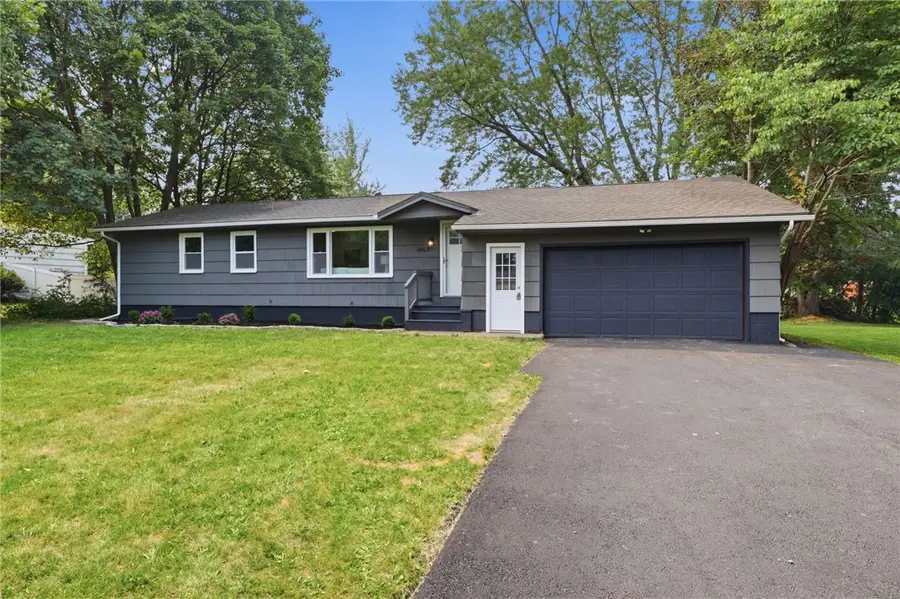 1063 Farnsworth Road S, Henrietta, NY 14623 - #3