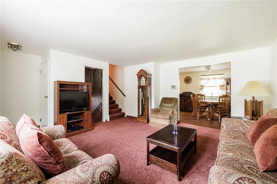 7 Village Trail, Spencerport, NY 14559 - #3