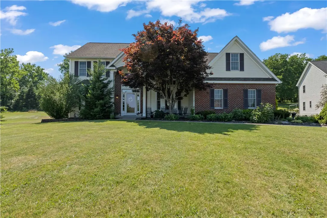 11 Lanaray Park, Fairport, NY 14450 - #1