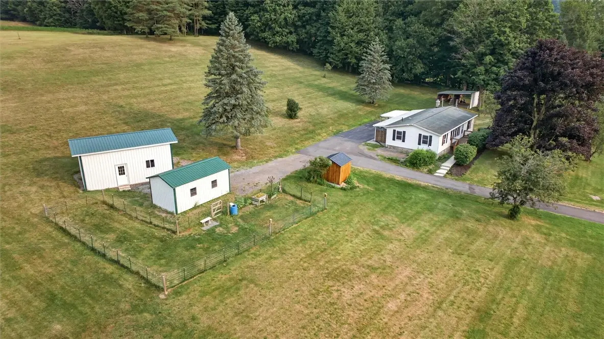 872 Brownsville Road, Victor, NY 14564 - #1