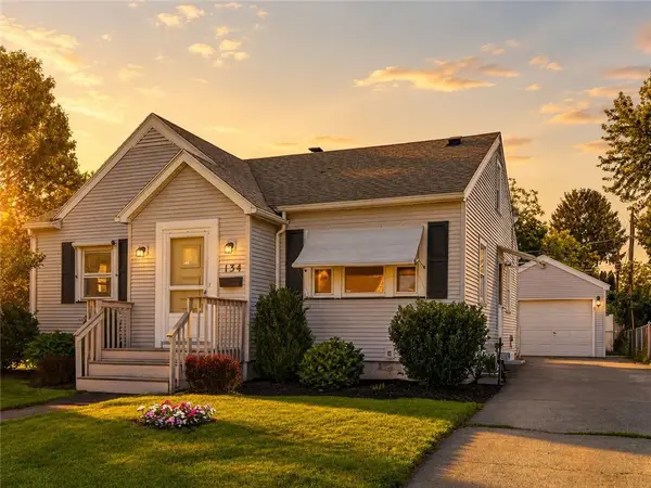 134 Whittington Road, Rochester, NY 14609