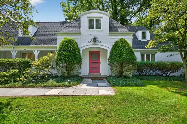 25 Oak Lane, Rochester, NY 14610