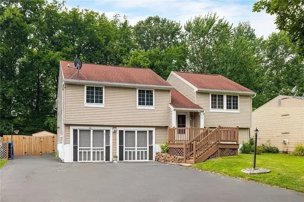 114 Snowberry Crescent, Rochester, NY 14606
