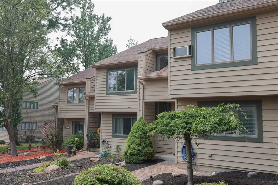 9 Golfside Circle, Canandaigua, NY 14424 - #2