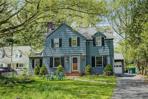 215 Roosevelt Road, Rochester, NY 14618