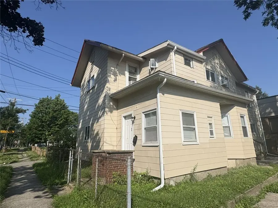 4 Lorimer Street, Rochester, NY 14608 - #3