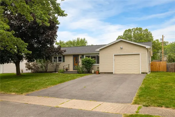 18 Ainsworth Lane, Rochester, NY 14624