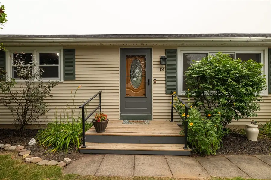 18 Ainsworth Lane, Rochester, NY 14624 - #2